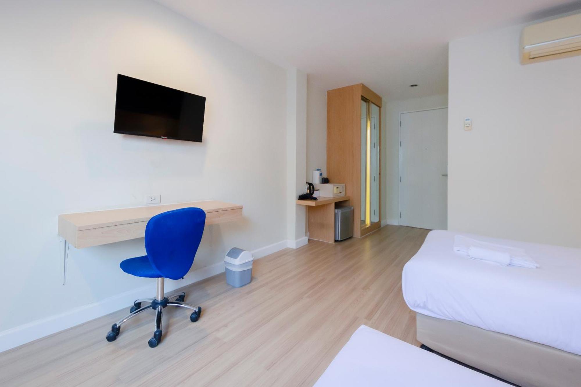 Gp House Express Sukhumvit 81 Hotel กรุงเทพมหานคร ภายนอก รูปภาพ
